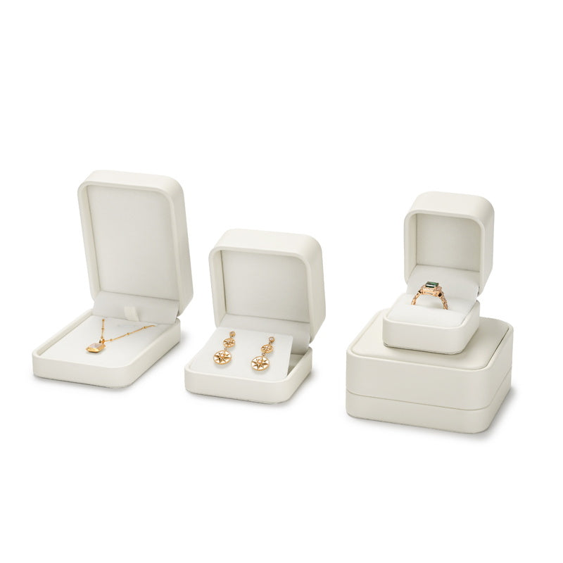 Classic Beige PU Leather Velvet Jewelry Ring Box H16001
