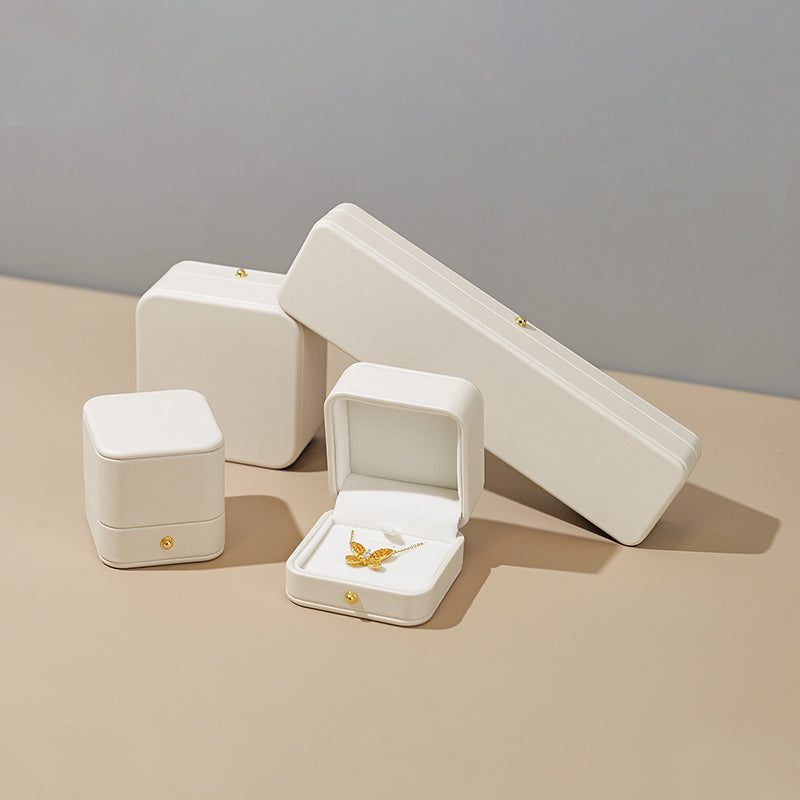 Cream PU Leather Jewelry Gift Packaging Box H153