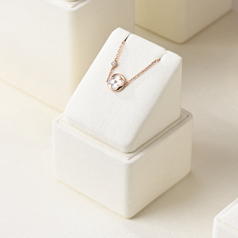 Beige Ring Pendant Earrings Jewelry Display Set TT230