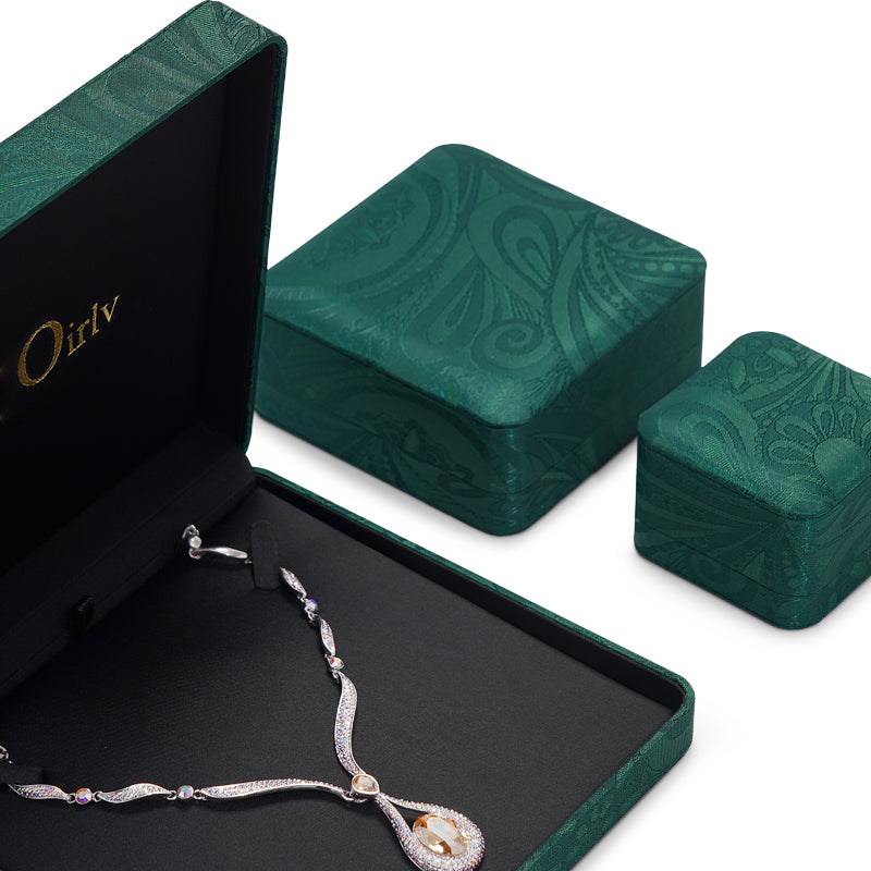 Green Silk Jewelry Gift Box H118