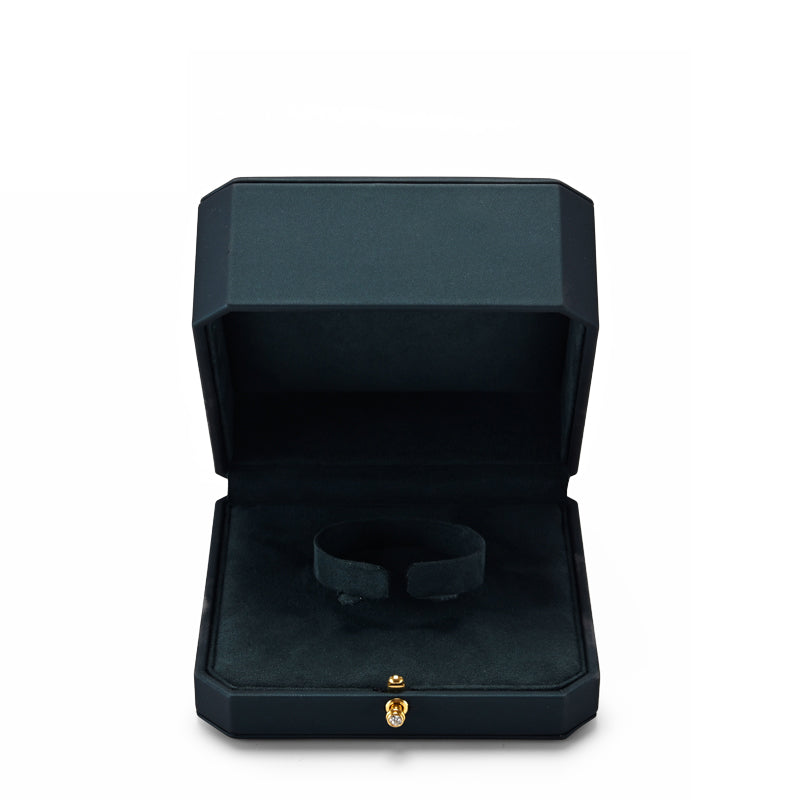 Green PU Leather Ring Necklace Box Set H129