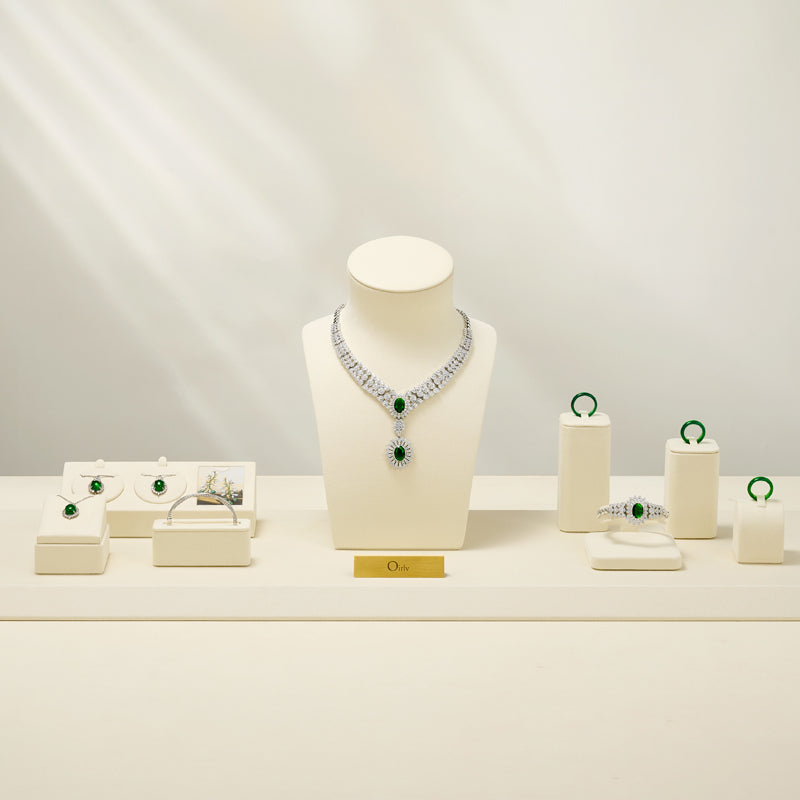 FANXI Luxury Jewelry Display Stand: Rings Earrings Bracelets and Bracelet Sets.TT196