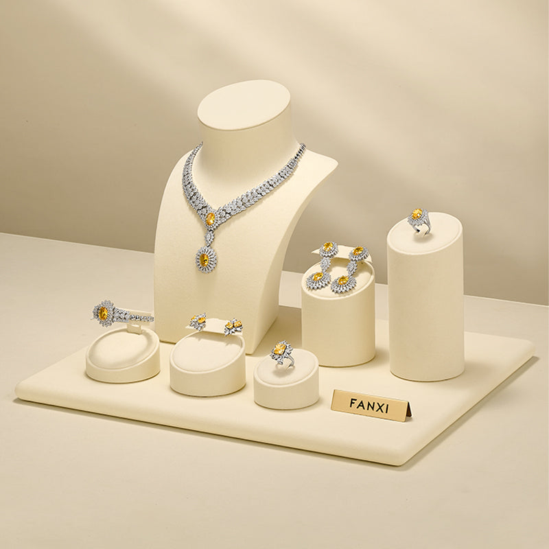 FANXI pendant rings necklaces bracelets jewelry display cases and props TT155
