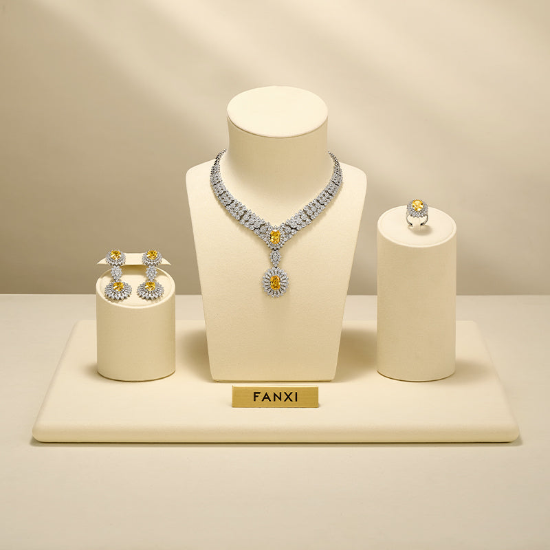 FANXI pendant rings necklaces bracelets jewelry display cases and props TT155