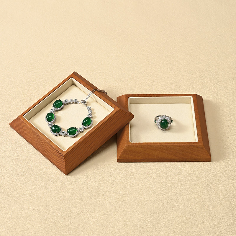 FANXI solid wood rings pendants bracelets and jewelry display trays.SM090