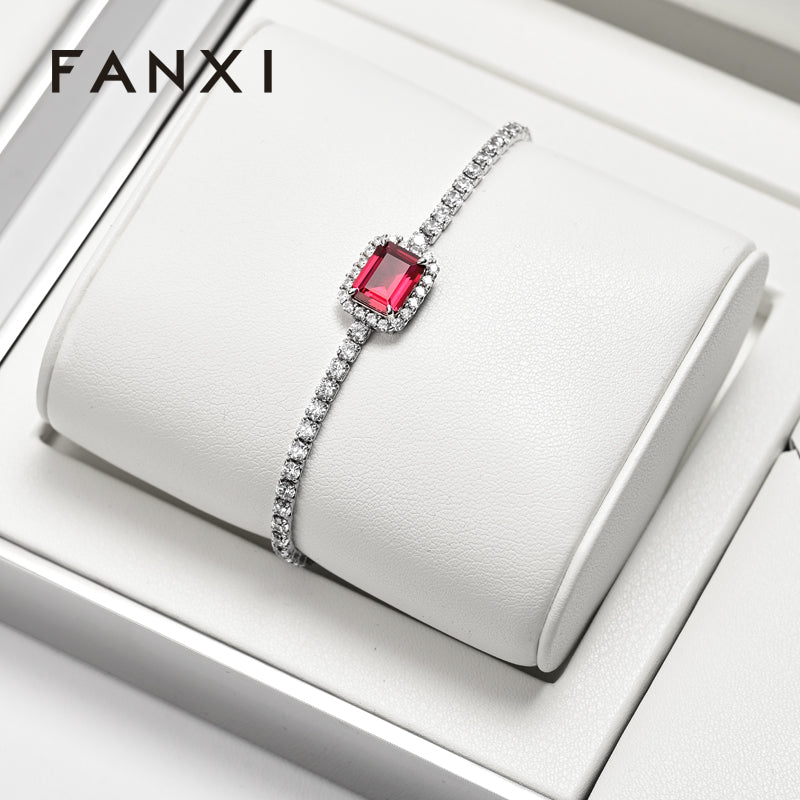 FANXI White PU Leather Earrings Ring Necklace Jewelry Display Set TT317