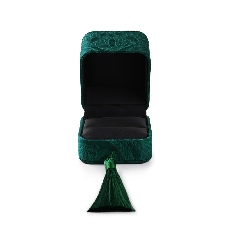 Green Silk Tassel Jewelry Gift Box H122