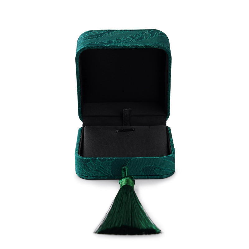 Green Silk Tassel Jewelry Gift Box H122